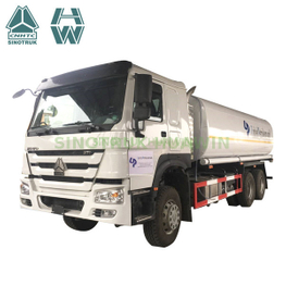 Camion de réservoir d'huile de réservoir de carburant de SINOTRUK HOWO 6X4