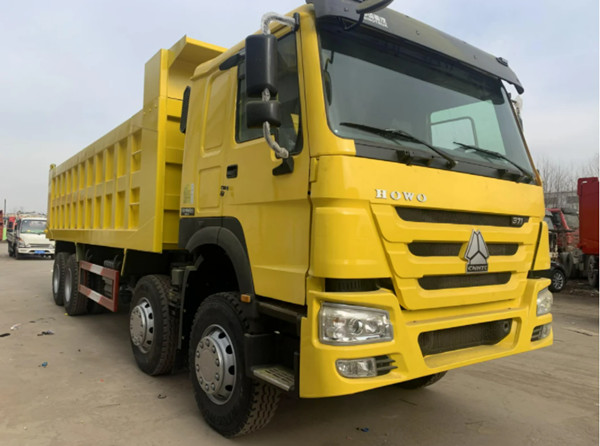 Truck Howo Heavy Duty 8x4