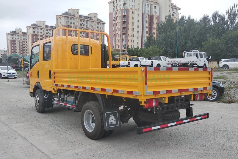 SINOTRUK HOWO Double cabine 4 × 2 5-10T Cargo Truck